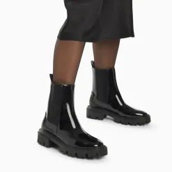 Bottines Chelsea Pamela noires vernies à semelle crantée