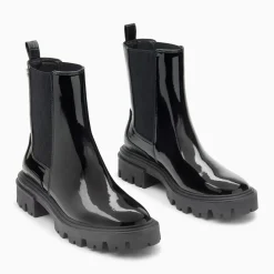 Bottines Chelsea Pamela noires vernies à semelle crantée