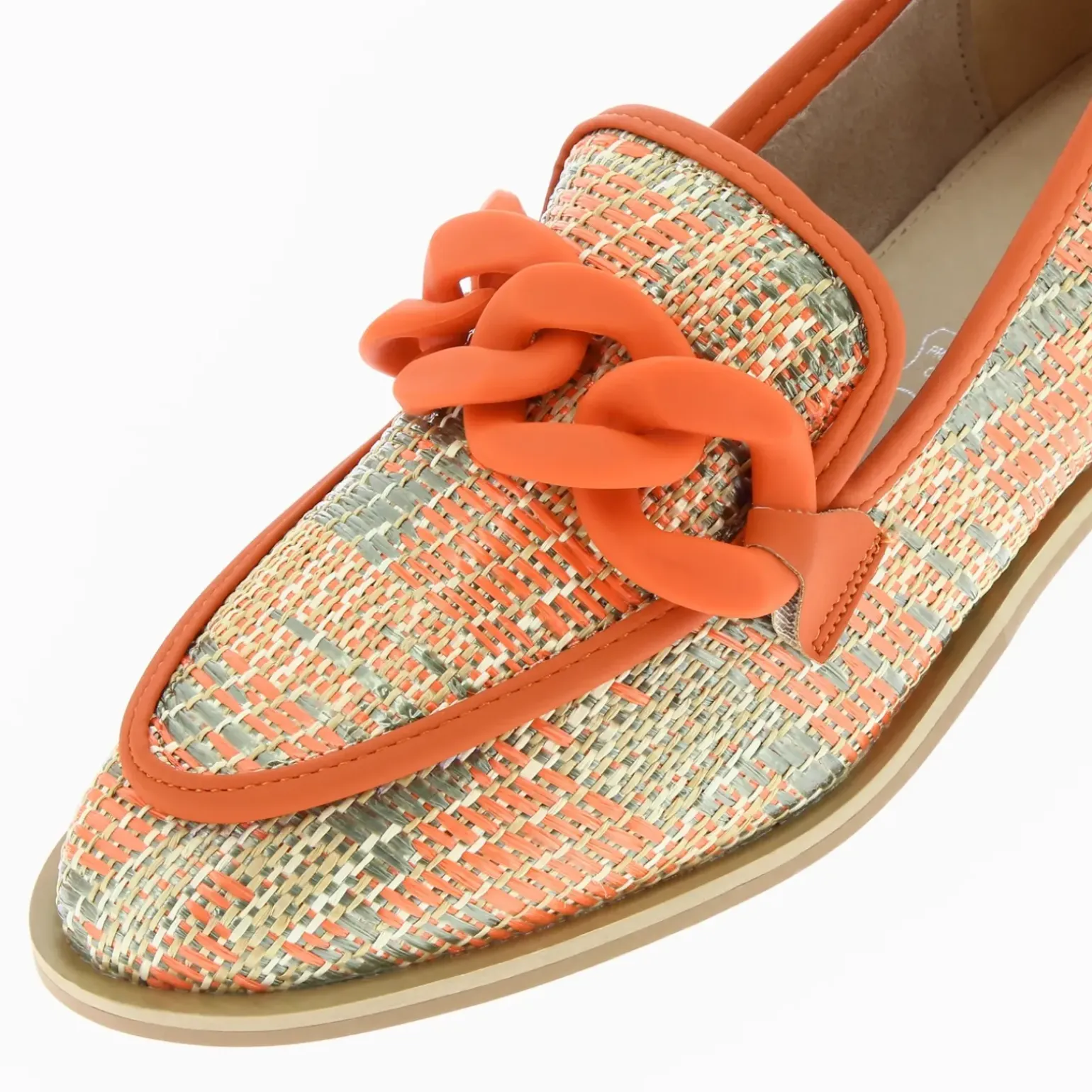 Mocassins Barbara orange à chaîne mate