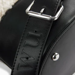 Sac seau Leslie noir en fausse fourrure