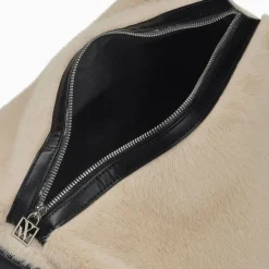 Sac week-end Kenza beige et noir en fausse fourrure