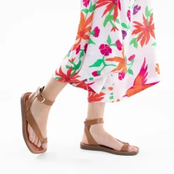 Sandales Amanda camel minimalistes à passe-pouce