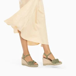 Sandales compensées nouées Céline kaki pastel