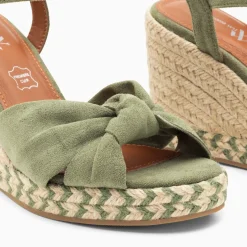 Sandales compensées nouées Céline kaki pastel