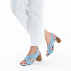 Sandales Dakota bleu clair à brides croisées et talon haut